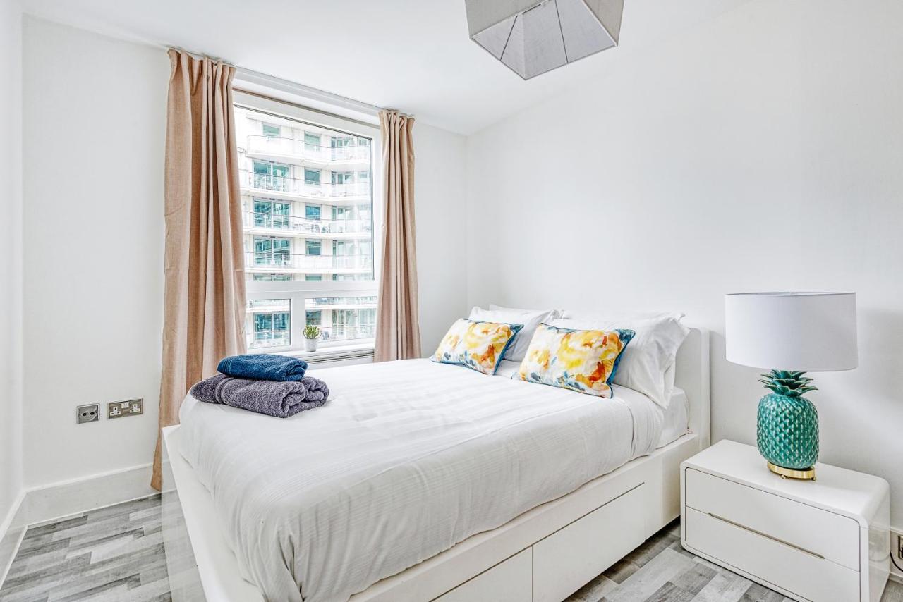 Riverside 2-Bedroom Apartments London Ngoại thất bức ảnh