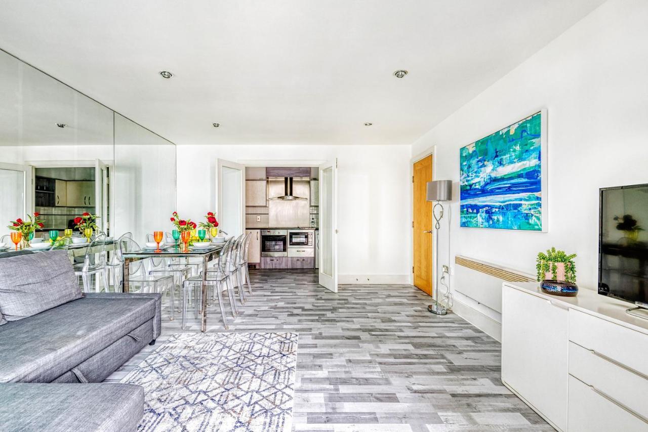 Riverside 2-Bedroom Apartments London Ngoại thất bức ảnh