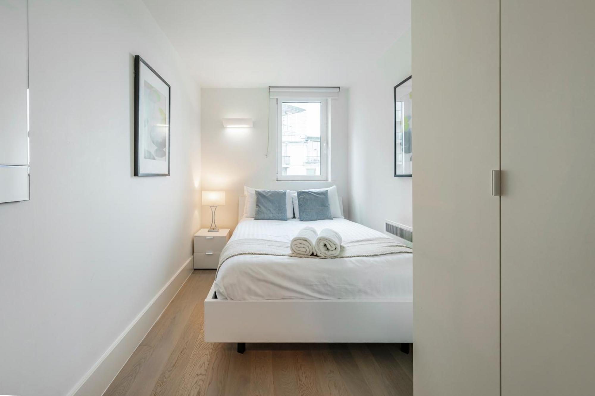 Riverside 2-Bedroom Apartments London Ngoại thất bức ảnh